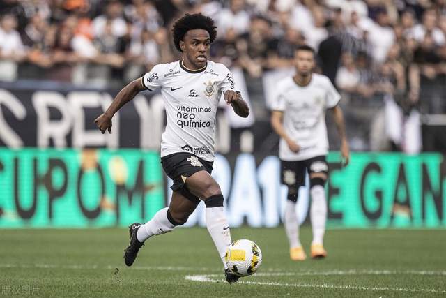 意甲-劳塔罗双响图拉姆处子球 国米4-0佛罗伦萨